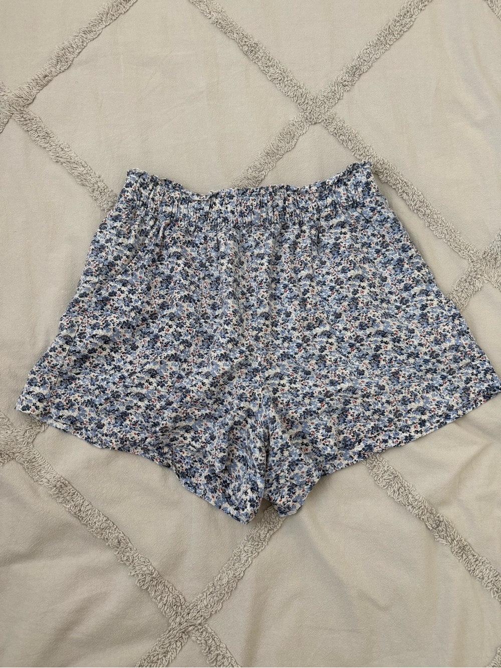 Abercrombie & Fitch Linen Shorts with Pockets